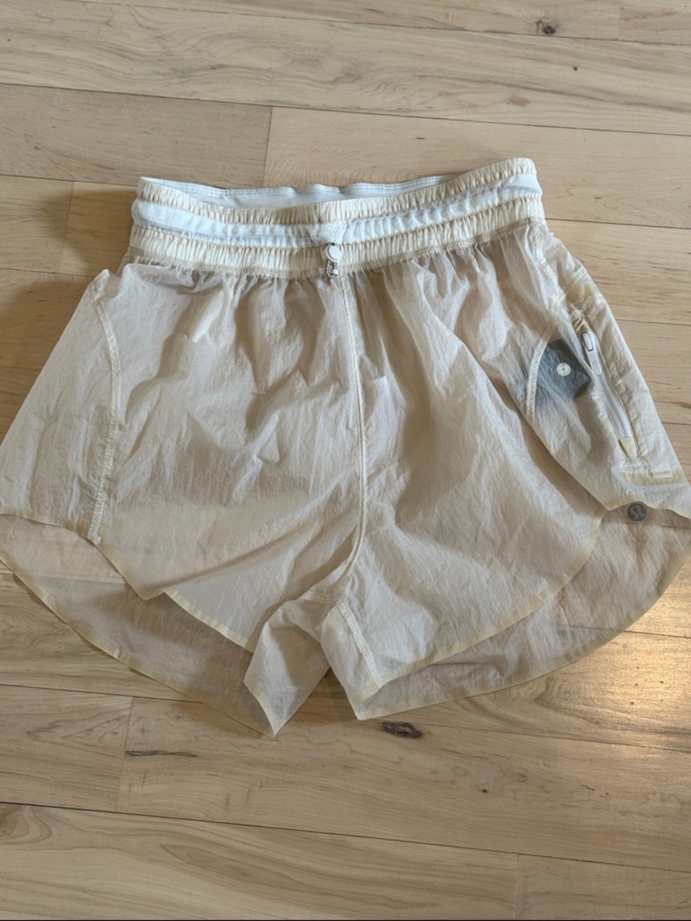 Lululemon Step Out High-Rise Shorts Size: 4-Layering-Athletic Athleisure